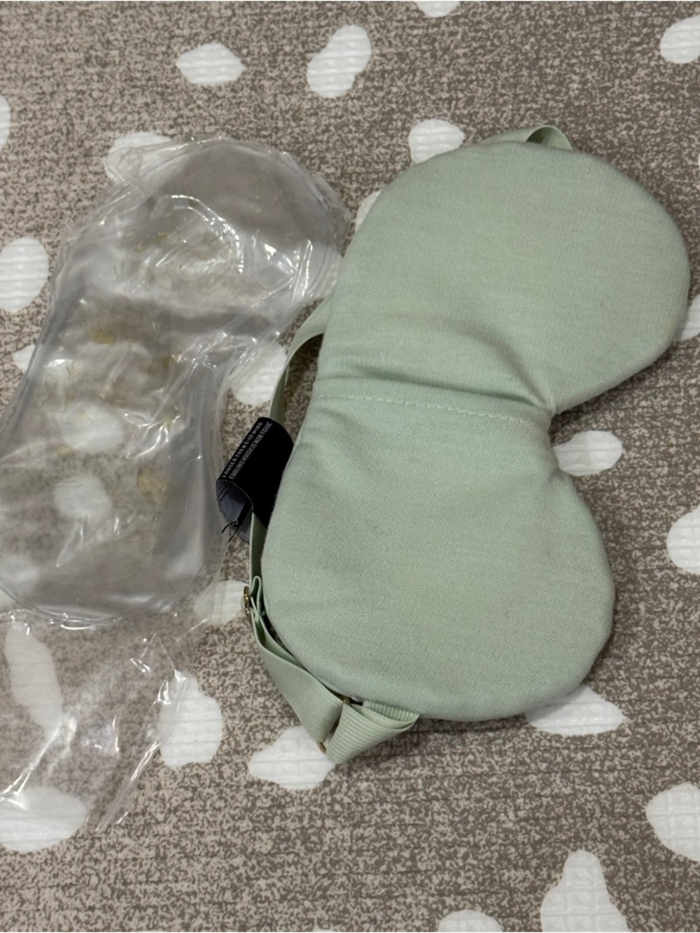 Free People x understated eye mask embroidered starry gold mint travel - Picture 3 of 10